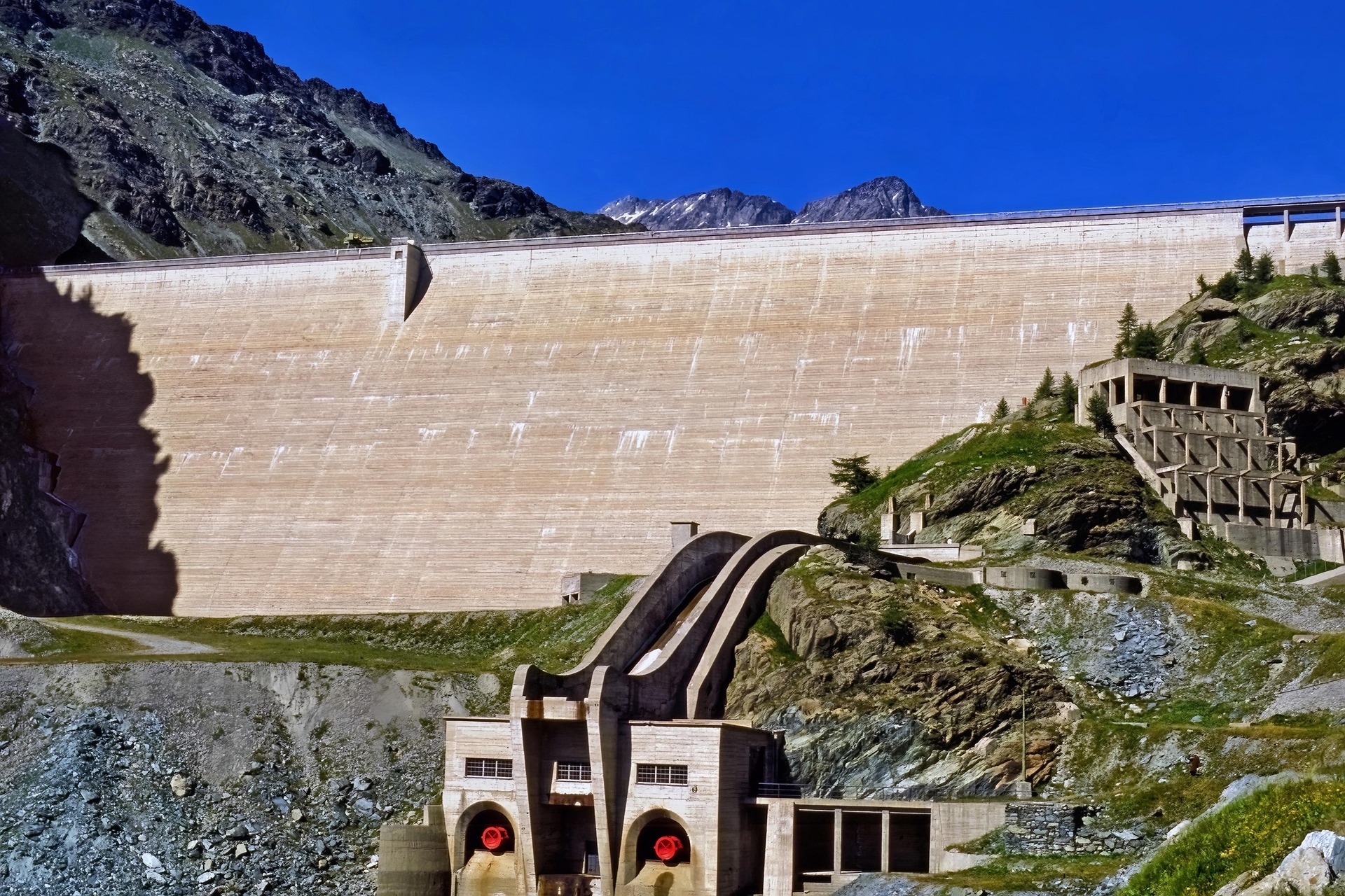 dam-7932984_1920